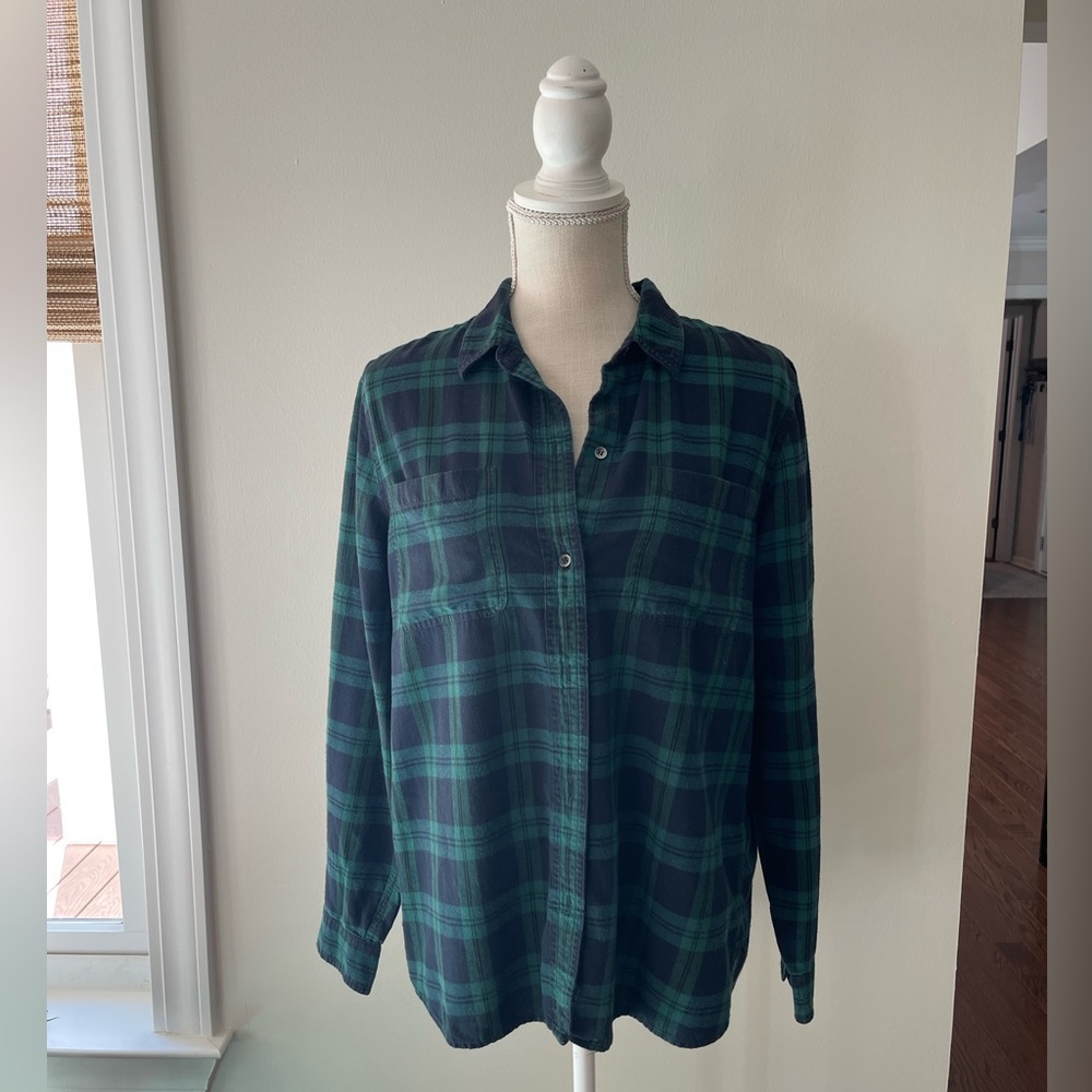 Madewell Navy Plaid Button Down Shirt